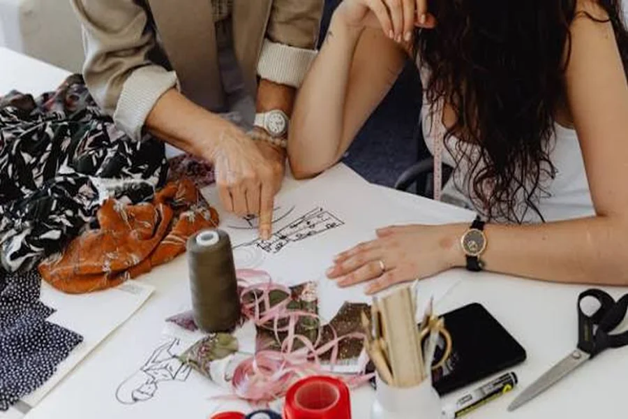 Global Threads: Integrating Traditional Textiles into Contemporary Designs
